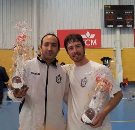 Víctor Rebollo y Mario Fernández en el campeonato de esgrima de Cuenca