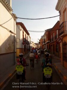 Marcha_en_bicicleta_juventud_Herencia (21) Mañana tendrá lugar la IV Marcha en Bicicleta contra el Cáncer 1