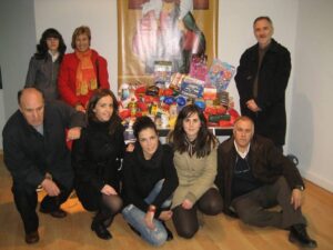 La campaña Populares Solidarios recoge 250 kilos de comida en Herencia 3
