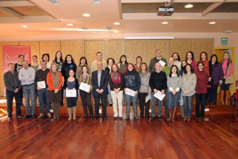 Clausura curso on-line universidades populares