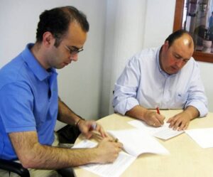 Promancha_firma-contrato-con-arquitecto-herencia Promancha_firma-contrato-con-arquitecto-herencia