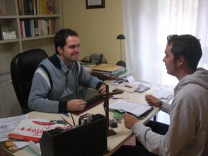 Óscar Casas entrevistado por Javier Fdez-Caballero Óscar Casas entrevistado por Javier Fdez-Caballero