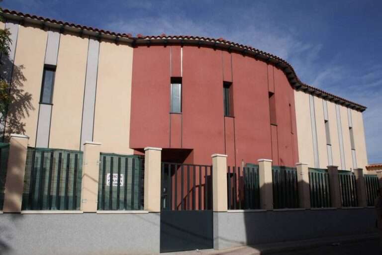 Fachada principal de la nueva Escuela de Música