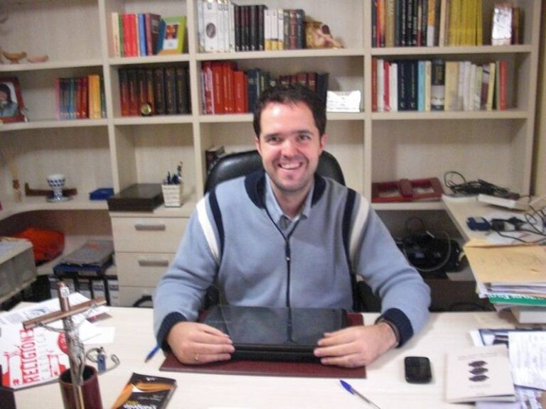 Óscar Casas