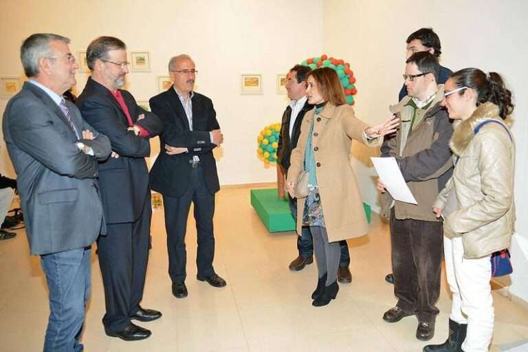 El Centro Ocupacional de Herencia crea verdaderas obras de arte para la exposición provincial "Valorarte"