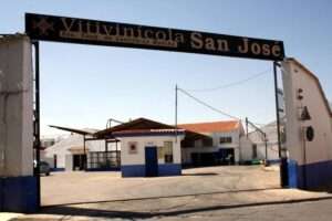 La cooperativa vitivinícola "San José" obtiene el perlé de honor en el ámbito socio-laboral del Carnaval de Herencia 2014