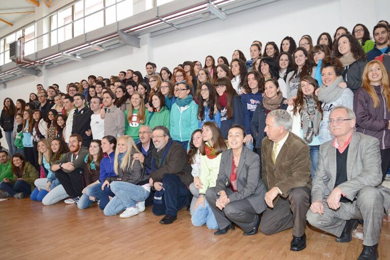 Maestros en prácticas que viajan a los campamentos de refugiados saharauis