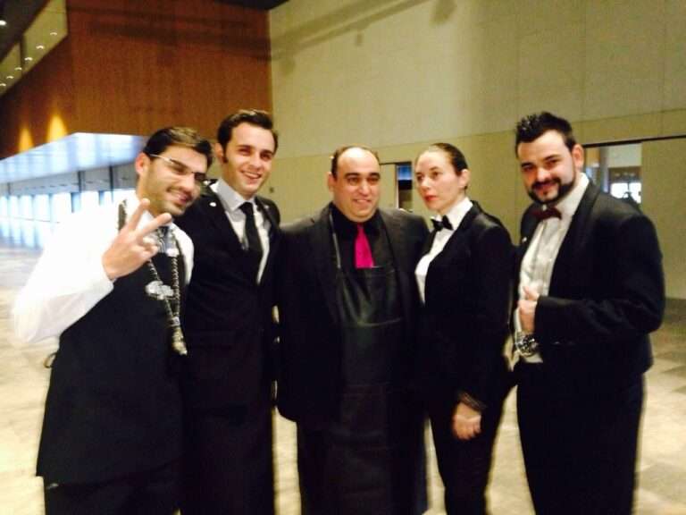 Víctor Martín (derecha) en el Concurso Mejor Sumiller de España 2014