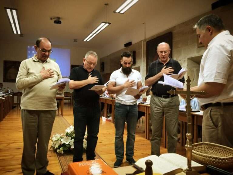 El P. Fr. Enrique Mora (tercero por la izquierda) elegido Consejero del nuevo gobierno provincial de Castilla de la Orden de la Merced