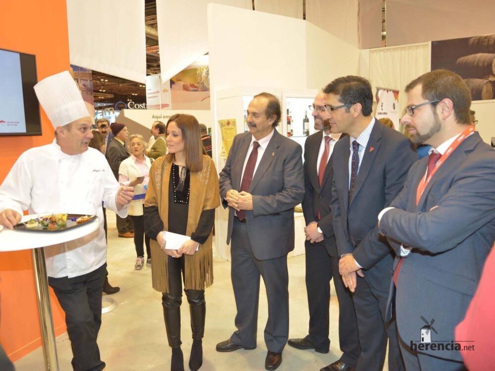 Todos juntos trabajando por el turismo de nuestra región en FITUR 6