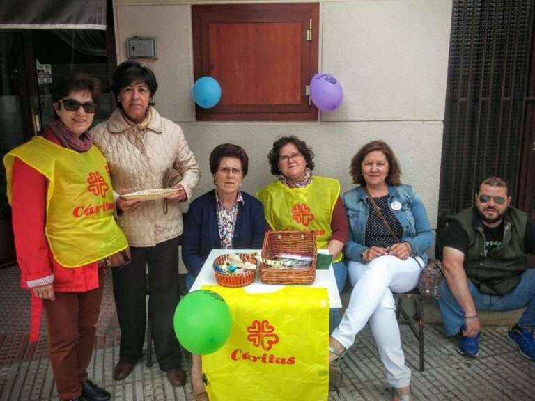 voluntarias de caritas herencia