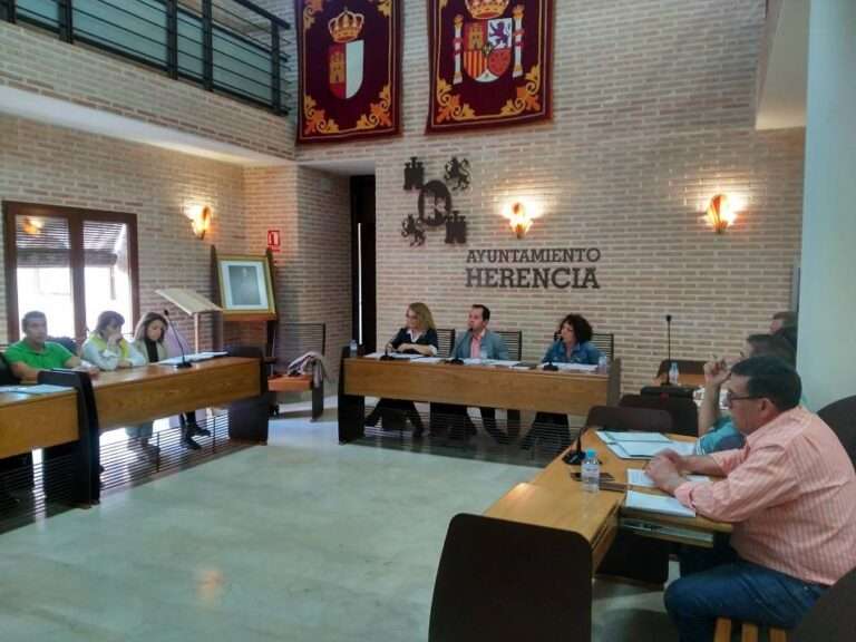Foto archivo pleno de mayo 2017.