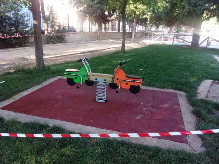 Renovada la zona infantil de Parque Municipal de Herencia