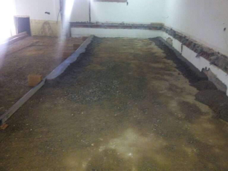 Obras salón de actos de Casa de Cultura de Herencia