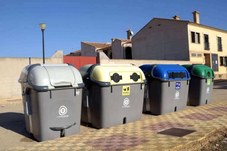 Cenizas en contenedores