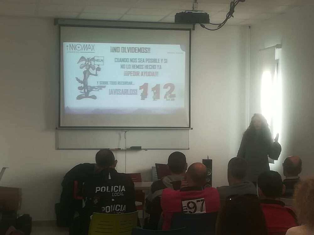 Celebrado el curso de reciclaje para utilizar el Desfibrilador Externo SemiAutomático (DESA) 1