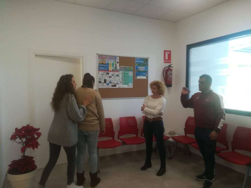 Celebrado el curso de reciclaje para utilizar el Desfibrilador Externo SemiAutomático (DESA) 12