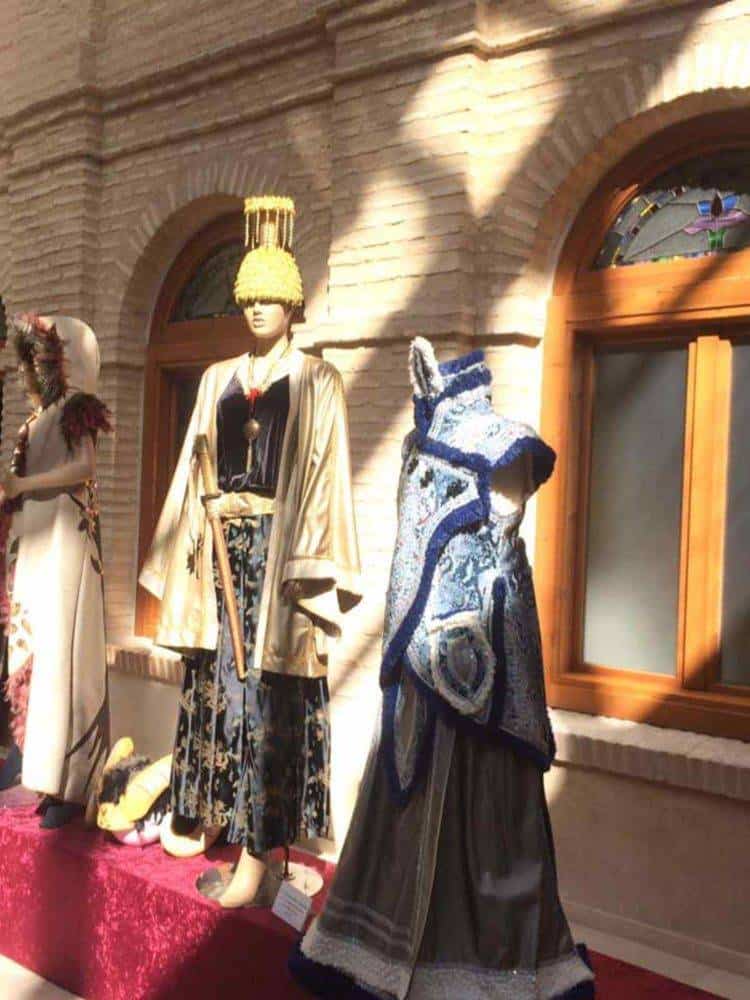 Fotografías de la Exposición de trajes del Carnaval de Herencia 2