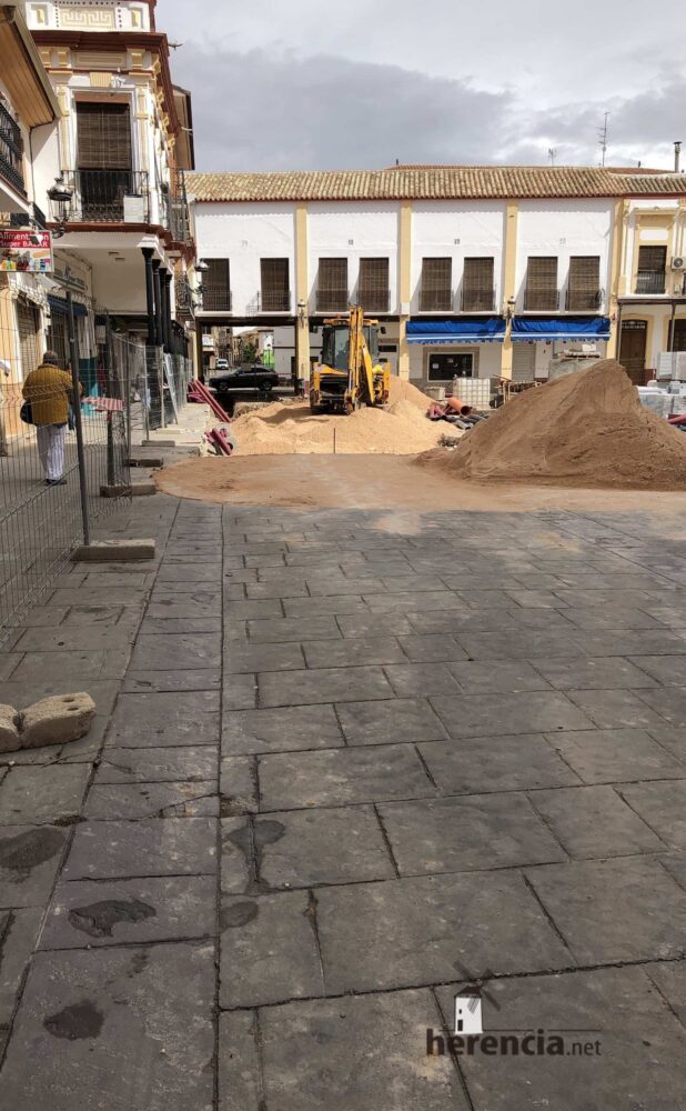 Continuan los obras de la Plaza de España y alrededores 10