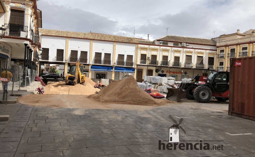 Continuan los obras de la Plaza de España y alrededores 11
