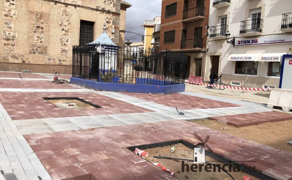 Continuan los obras de la Plaza de España y alrededores 13