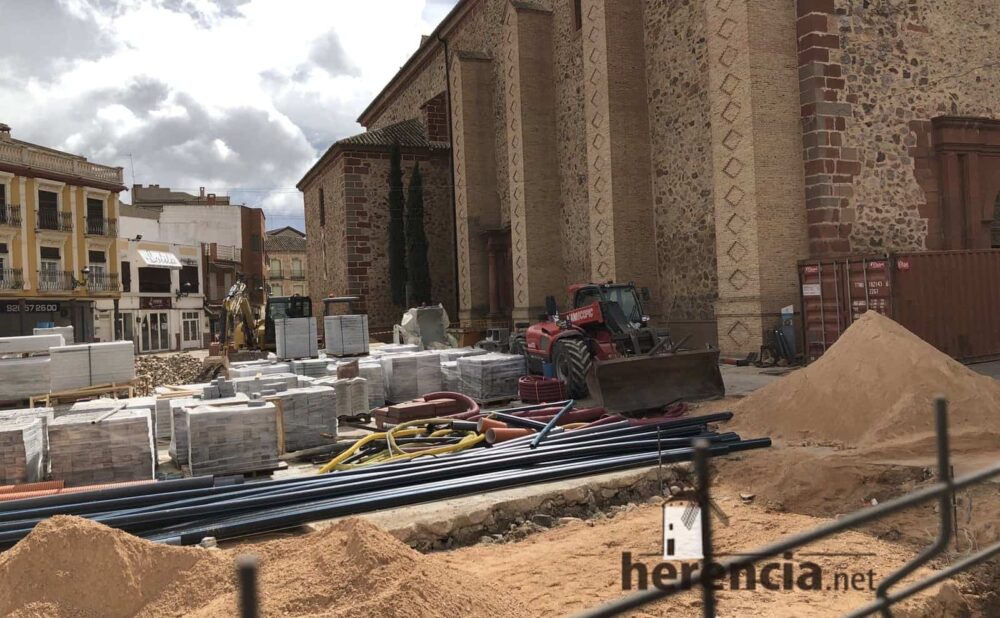 Continuan los obras de la Plaza de España y alrededores 4