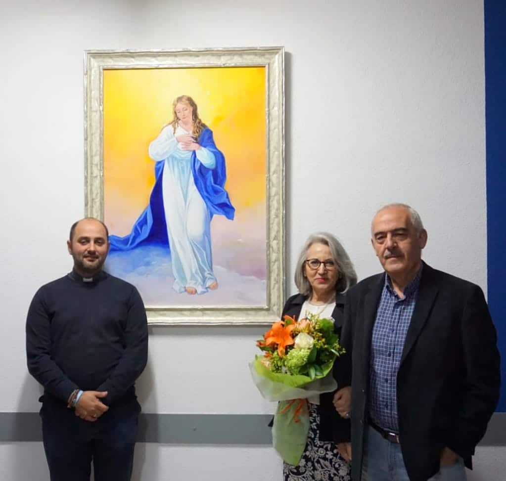 La pintora Inmaculada García dona un cuadro de temática inmaculista a la parroquia 9