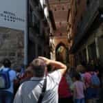 La hermandad de San José realizó una visita cultural a Teruel 6