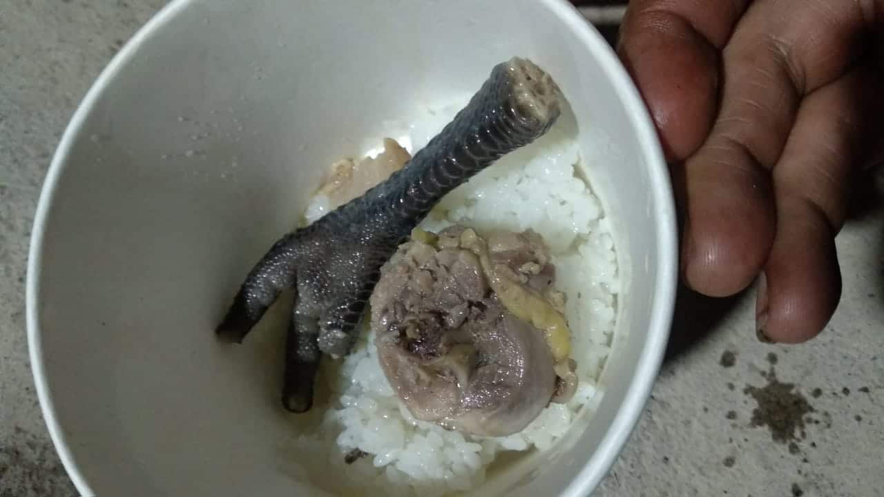 Elías Escribano llega a Laos tras estar ingresado en un hospital chino Elías Escribano llega a Laos tras estar ingresado en un hospital chino21 - Elías Escribano llega a Laos tras estar ingresado en un hospital chino