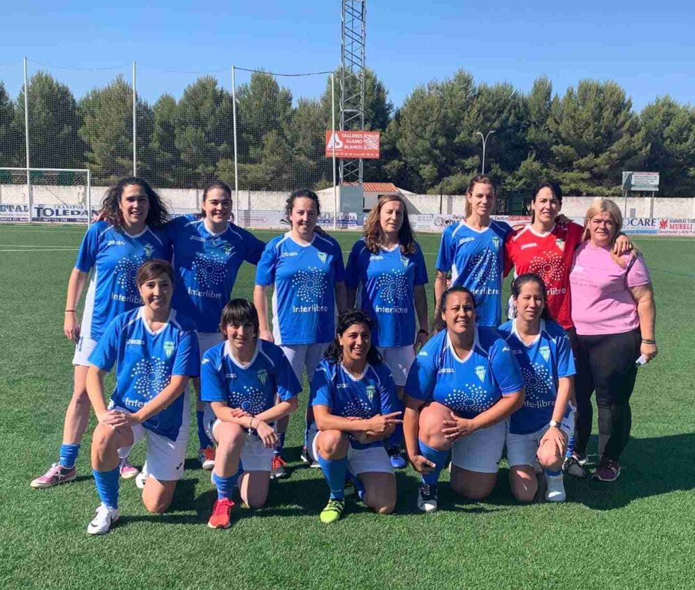 Encuentro entre jugadoras de las Escuelas Deportivas Municipales y antiguas jugadoras 2