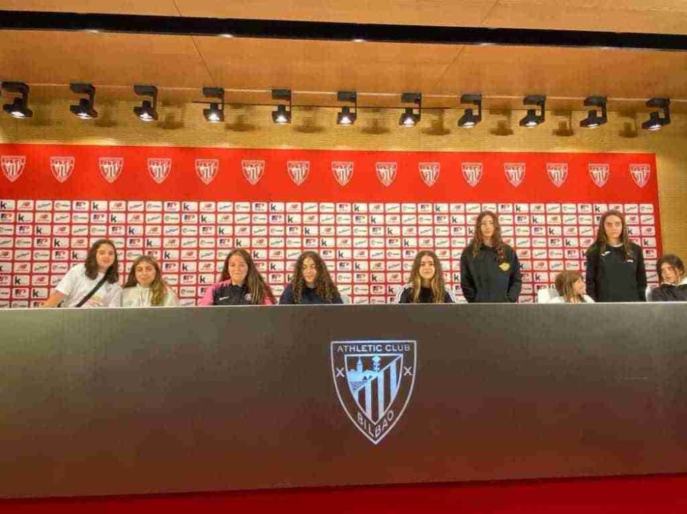 El VIII Campus de Fútbol de Herencia viajó a Castro Urdiales y Bilbao 5