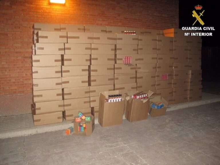 Intervienen en Almuradiel 6.990 cajetillas de tabaco sin precinto fiscal valoradas en casi 400.000 euros