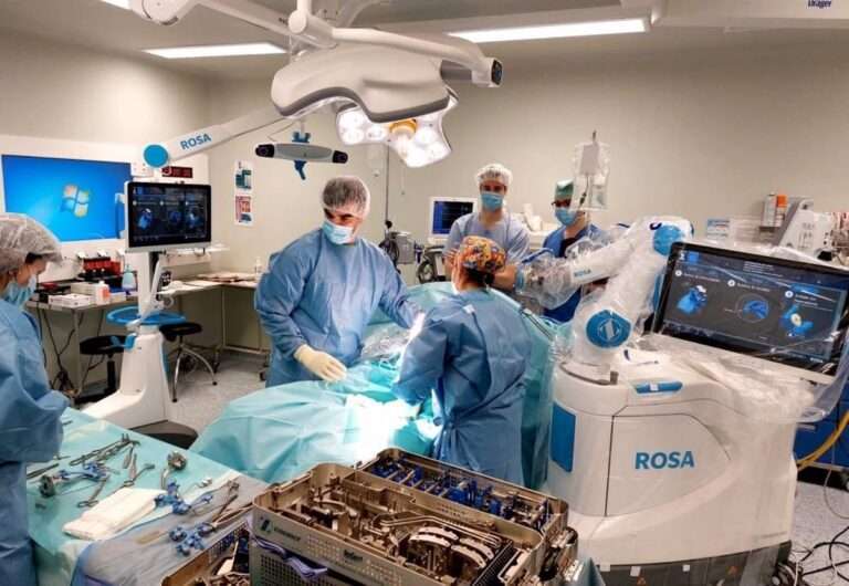 El 'Mancha Centro', pionero en optimizar las cirugías de prótesis de rodilla con tecnología robótica de vanguardia