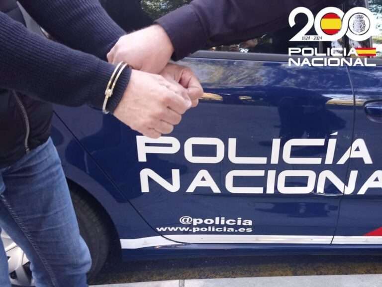 El detenido por matar a una mujer y herir a su madre con arma de fuego es el padrastro de la fallecida