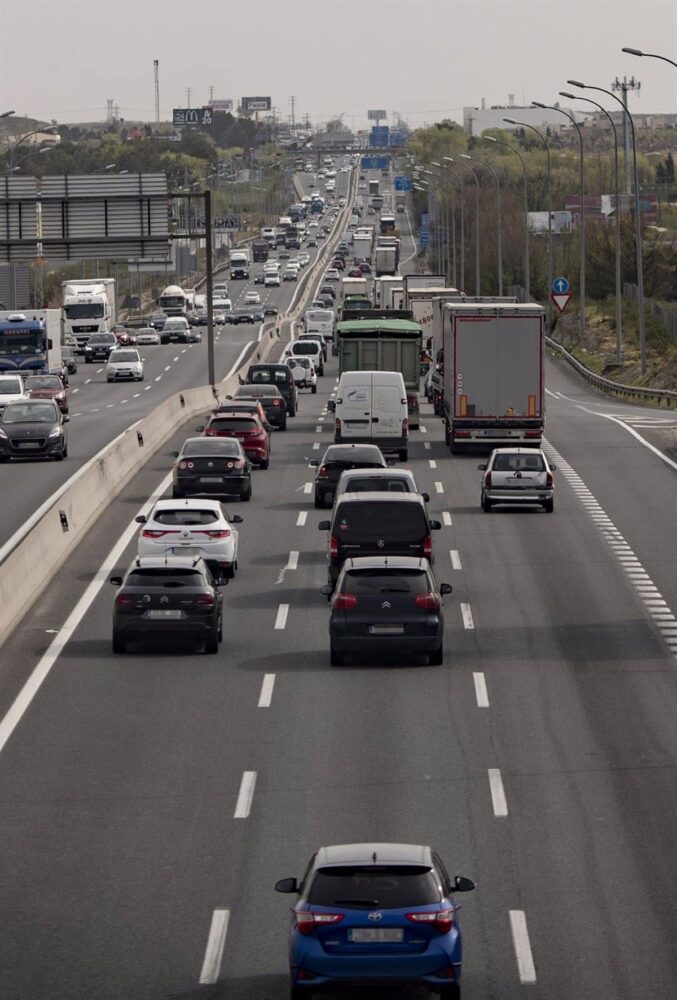 Reabierto el tráfico en la A-4 en dirección a Andalucía tras tres horas de interrupción por un accidente