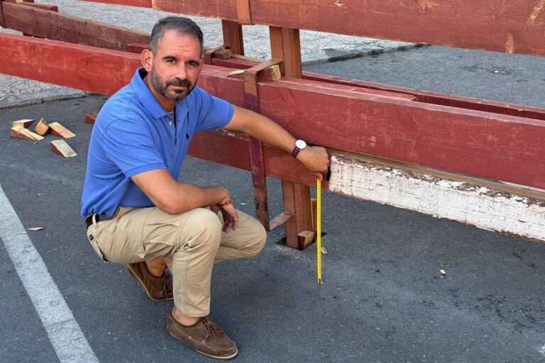 El error de montaje de las talanqueras en Guadalajara ya ha sido subsanado, según el Ayuntamiento