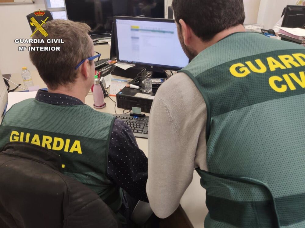 Desarticulado un grupo que estafó más de 100.000 euros a una empresa en Murcia con investigados en Ciudad Real