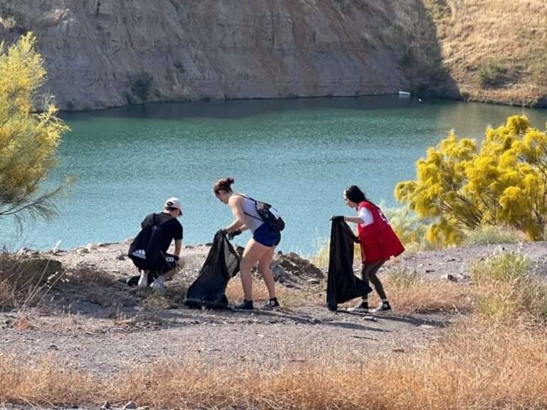 Cruz Roja recogerá 'basuraleza' en Alcázar, Ciudad Real, Puertollano y Socuéllamos este mes de diciembre