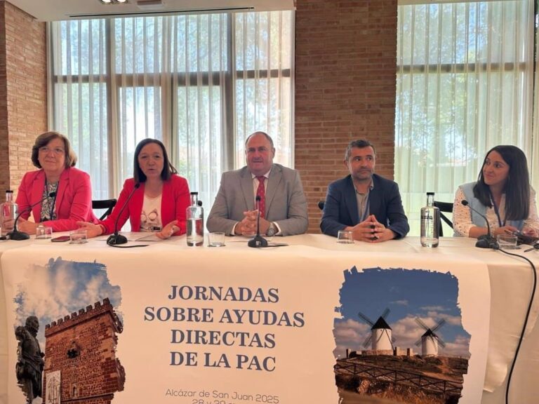 Agricultura organiza unas jornadas en Alcázar para facilitar al personal funcionario la tramitación de la PAC