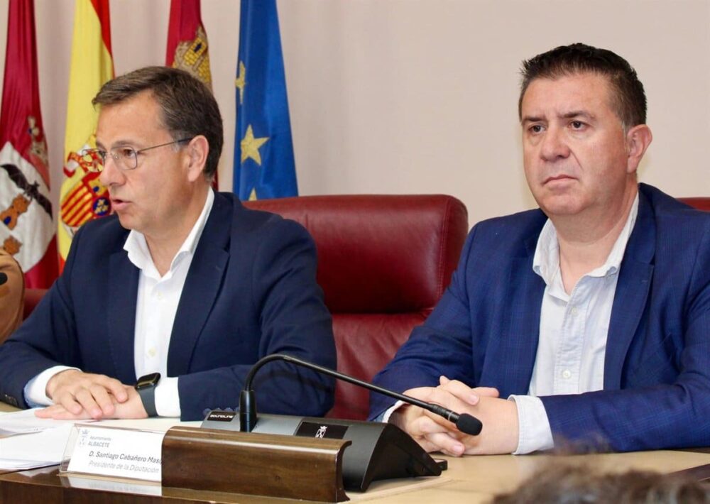 Albacete incrementará la frecuencia de recogida de contenedores de envases y papel gracias a un convenio con Diputación