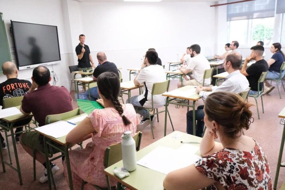 La primera prueba del proceso de oposición de Enseñanzas Medias en C-LM concita al 70,4% de los opositores