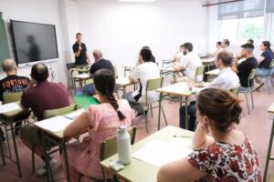 La primera prueba del proceso de oposición de Enseñanzas Medias en C-LM concita al 70,4% de los opositores