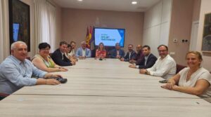 Guarinos destaca haber llegado al 89% de grado de cumplimiento de sus compromisos y estudian bajar los impuestos en 2026