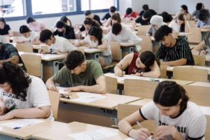 El 96,34 por ciento de estudiantes aprueba la PAU en el distrito universitario de Castilla-La Mancha