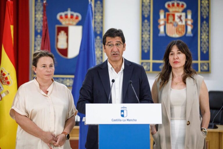 C-LM tiende la mano a Gobierno para buscar acuerdo de vivienda: "No discutimos el concepto, discutimos el presupuesto"