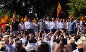 Núñez afirma que ha echado de menos a Page en la manifestación del PP contra Sánchez "ya que tanto ha pedido elecciones"