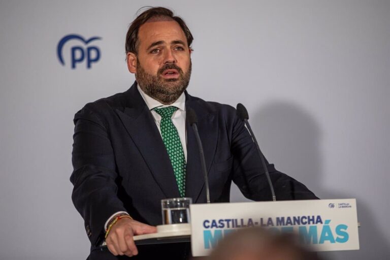 Núñez pregunta a Page "qué más tiene que pasar" para que ponga sus votos al servicio de España