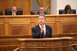 Page replica a 'Génova' que él aspira a que los españoles no olviden al PSOE "en el que confiaron durante mucho tiempo"