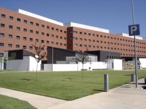 Permanece ingresado en la UCI el hombre detenido en Ciudad Real agredido por el hijo menor de su expareja