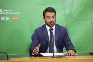 Vox tacha de "medicina ideológica" la Unidad de Atención Sanitaria a Personas Trans y pregunta cuál será su coste
